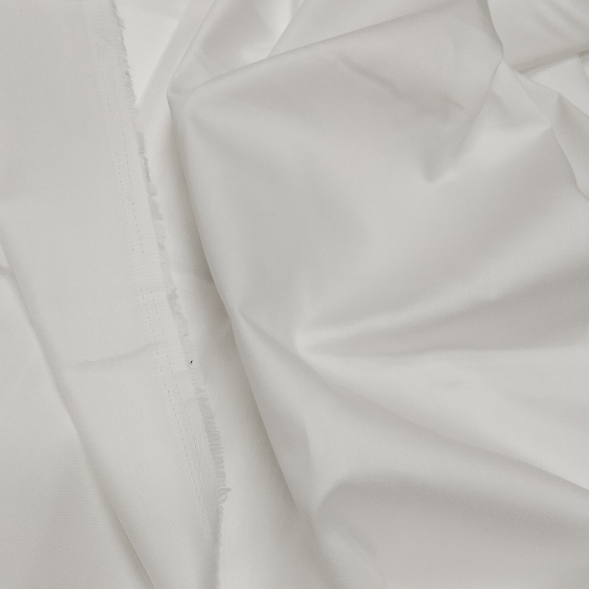 Lightweight dyeable Malai Cotton material